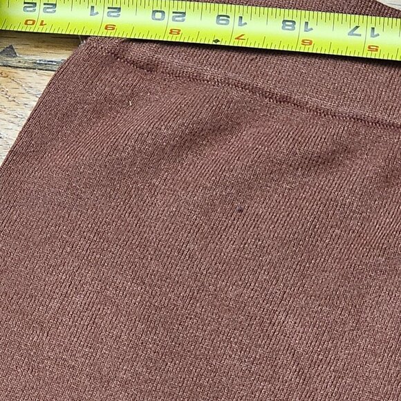 Abbott Elementary 2 pc Pants Set - Picture 8 of 13